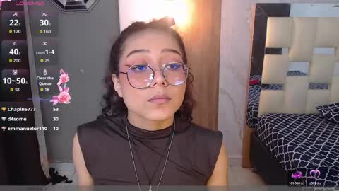 moon_and_fire_ online show from 03/28/26, 06:24