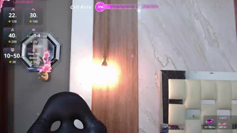 moon_and_fire_ online show from 06/09/26, 01:50