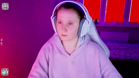 Lola online show from 04/24/26, 01:24