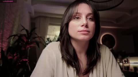 Luna  online show from 12/10/24, 07:16