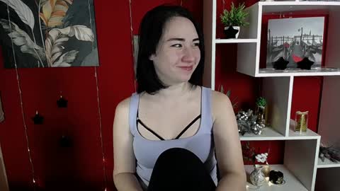 Snapshot of moon_foxy_ chatting on 12/11/24, 12:55 Diana online show from 12/11/24, 12:55