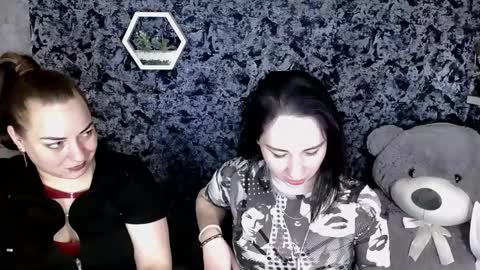 Diana online show from 02/17/26, 02:13