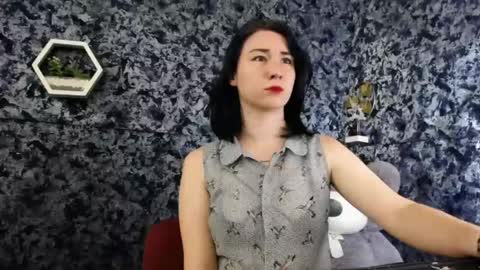 Diana online show from 06/05/26, 08:58