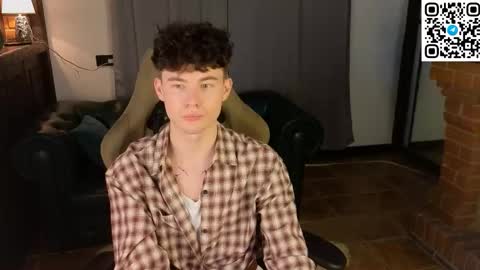 moon_gloww online show from 03/05/26, 12:23