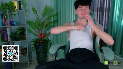 moon_gloww online show from 04/02/26, 02:31