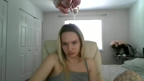 moon_light_girl online show from 05/29/26, 06:50