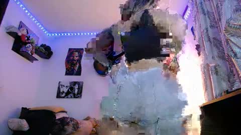 Luna online show from 03/10/25, 11:38