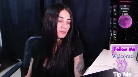 Snapshot of moon_magic666 chatting on 03/02/26, 03:41 Moon Magic666 online show from 03/02/26, 03:41