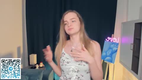 Snapshot of moon_puzzles chatting on 01/17/26, 07:39 moon_puzzles online show from 01/17/26, 07:39