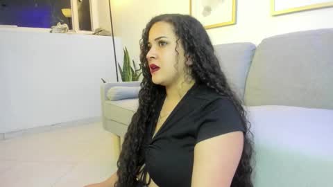 Moon  online show from 02/05/26, 03:33