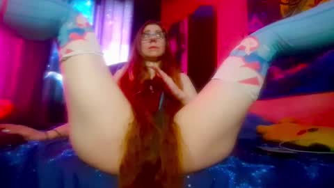 Luna online show from 02/16/26, 10:22