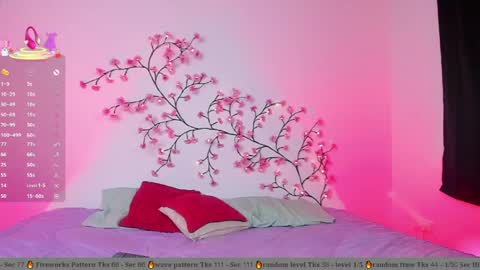 Sofii   model Independent online show from 04/10/26, 10:03