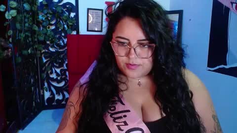 Snapshot of moon_sunflowers chatting on 11/24/25, 03:06 moon_sunflowers online show from 11/24/25, 03:06