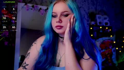 Emilia online show from 02/13/25, 07:13