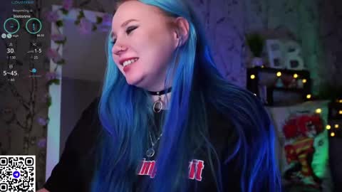 Emilia online show from 02/23/25, 11:44