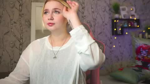 Emilia online show from 03/03/26, 09:15