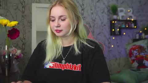 Emilia online show from 03/10/26, 10:20