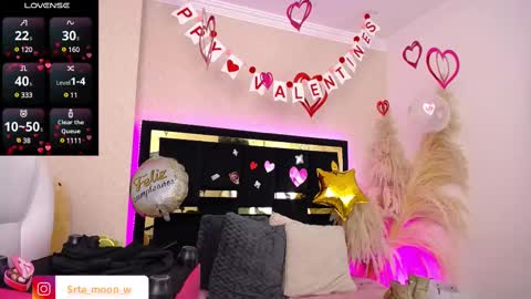 Moon Water   online show from 03/08/25, 06:16