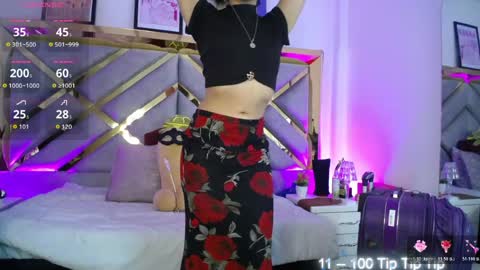 Snapshot of moon_water__ chatting on 05/20/26, 10:21 Moon Water online show from 05/20/26, 10:21