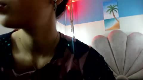 Snapshot of moon_winy chatting on 10/08/25, 11:19 Winy online show from 10/08/25, 11:19