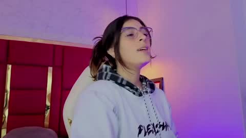 Winy online show from 04/22/26, 11:23