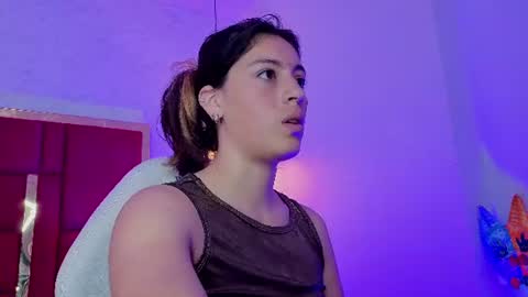Snapshot of moon_winy chatting on 06/21/26, 11:35 Winy online show from 06/21/26, 11:35
