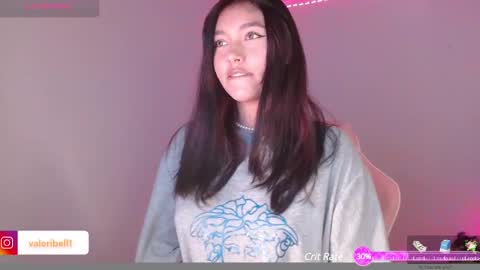 Snapshot of moonbella_bell chatting on 12/02/24, 07:16 bell online show from 12/02/24, 07:16