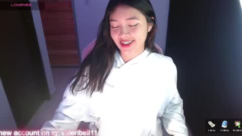 Snapshot of moonbella_bell chatting on 01/20/25, 03:04 bell online show from 01/20/25, 03:04