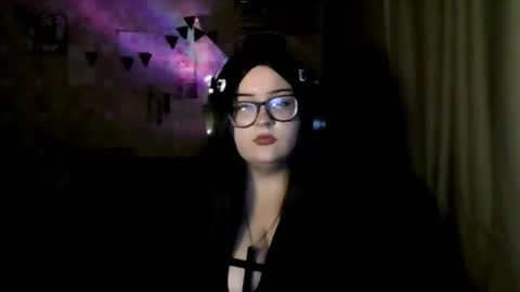 moonfairy2 online show from 04/23/26, 05:59