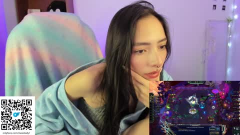 Snapshot of moonlady_ chatting on 01/19/25, 08:50 MOON  online show from 01/19/25, 08:50