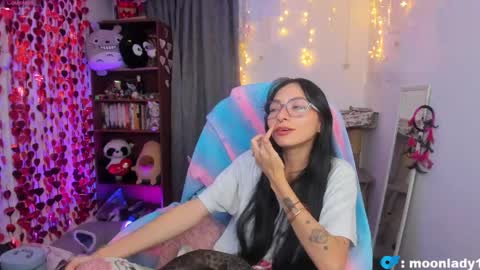 MOON  online show from 04/14/26, 04:07