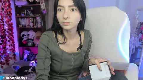 MOON  online show from 07/22/26, 10:01