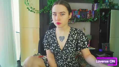 Snapshot of moonlight_sonataa chatting on 05/16/26, 08:22 moonlight_sonataa online show from 05/16/26, 08:22