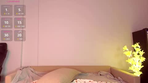 moonmimmi online show from 02/20/26, 06:19