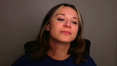 Susanna online show from 11/15/25, 12:13