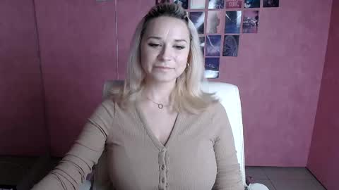 Susanna online show from 06/16/26, 05:21