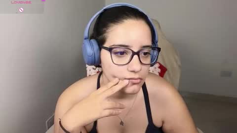 Moon Woman online show from 12/14/25, 04:18