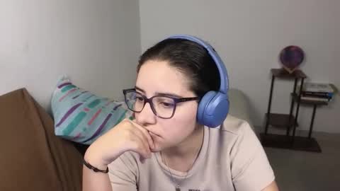 Moon Woman online show from 02/19/26, 02:18