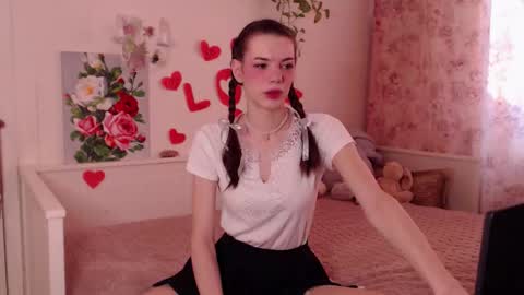 Snapshot of moore_alice chatting on 02/14/26, 02:03 moore_alice online show from 02/14/26, 02:03