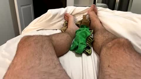 Me online show from 04/14/26, 12:00