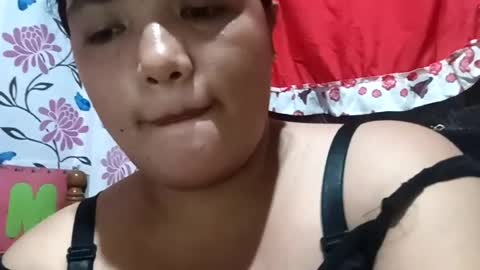 Snapshot of morenapinay19xxx chatting on 06/22/26, 11:18 morenapinay19xxx online show from 06/22/26, 11:18