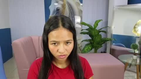 morenna_mia online show from 04/15/26, 11:28