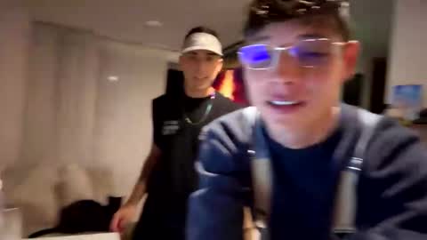   online show from 10/14/25, 02:12