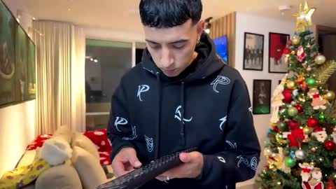   online show from 01/12/26, 12:38