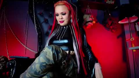 Snapshot of morganacrowley_ chatting on 02/15/26, 12:36 Morgana online show from 02/15/26, 12:36