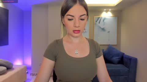 Snapshot of morganhicks chatting on 01/08/25, 12:05 Morgan Hicks online show from 01/08/25, 12:05