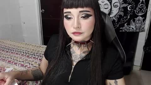 Snapshot of morganmoon1 chatting on 02/20/26, 04:51 Morgan Moon online show from 02/20/26, 04:51