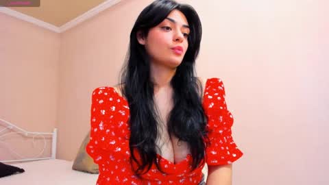 Snapshot of moroccan_diamond_ chatting on 12/12/24, 08:47 Medina online show from 12/12/24, 08:47