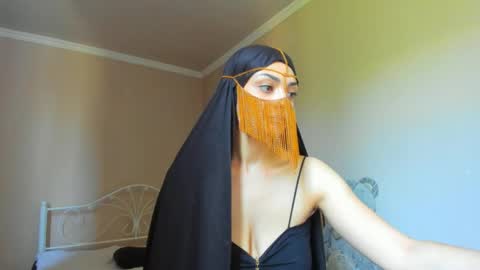 Medina online show from 05/08/26, 06:52