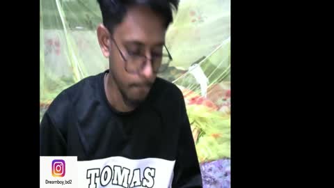 moso999 online show from 11/30/25, 10:08